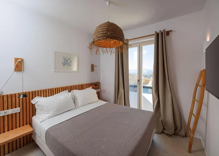 Arcadia Naxos Villa *